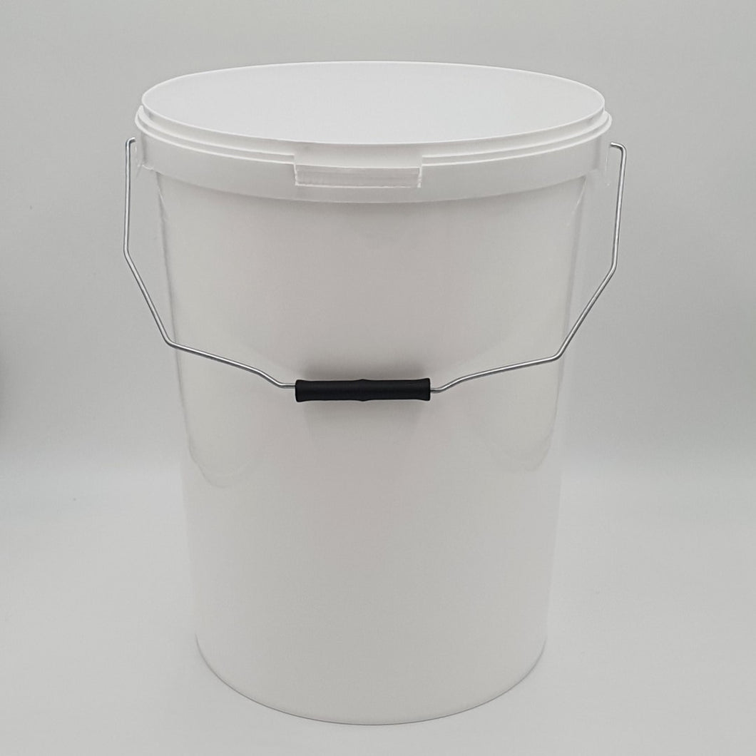 25 LITRE WHITE PP BUCKET WHITE PP T/E METAL HANDLE