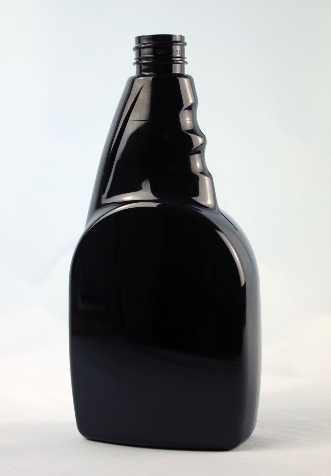 500ml BLACK PET TRIGGER SPRAY  BOTTLE 28mm 410